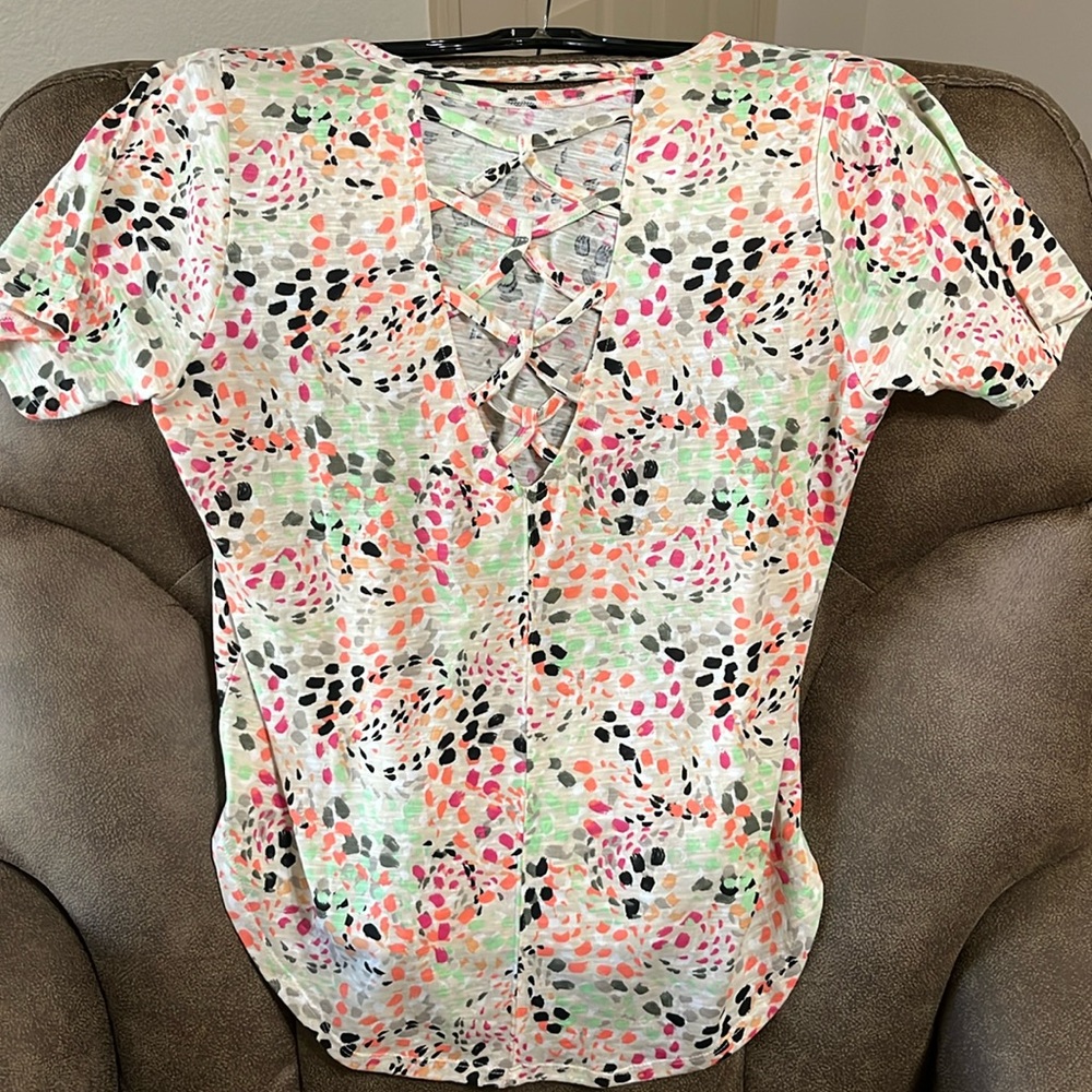 Hi/Low top. Med. NWOT. Dillards. Multi color. Goes with so much Criss/Cross back